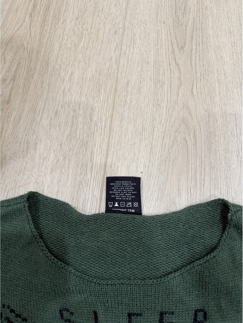 Hot Topic Sleep Token Green Cropped Knit Sweater Bell Sleeve Large - Picture 6 of 13